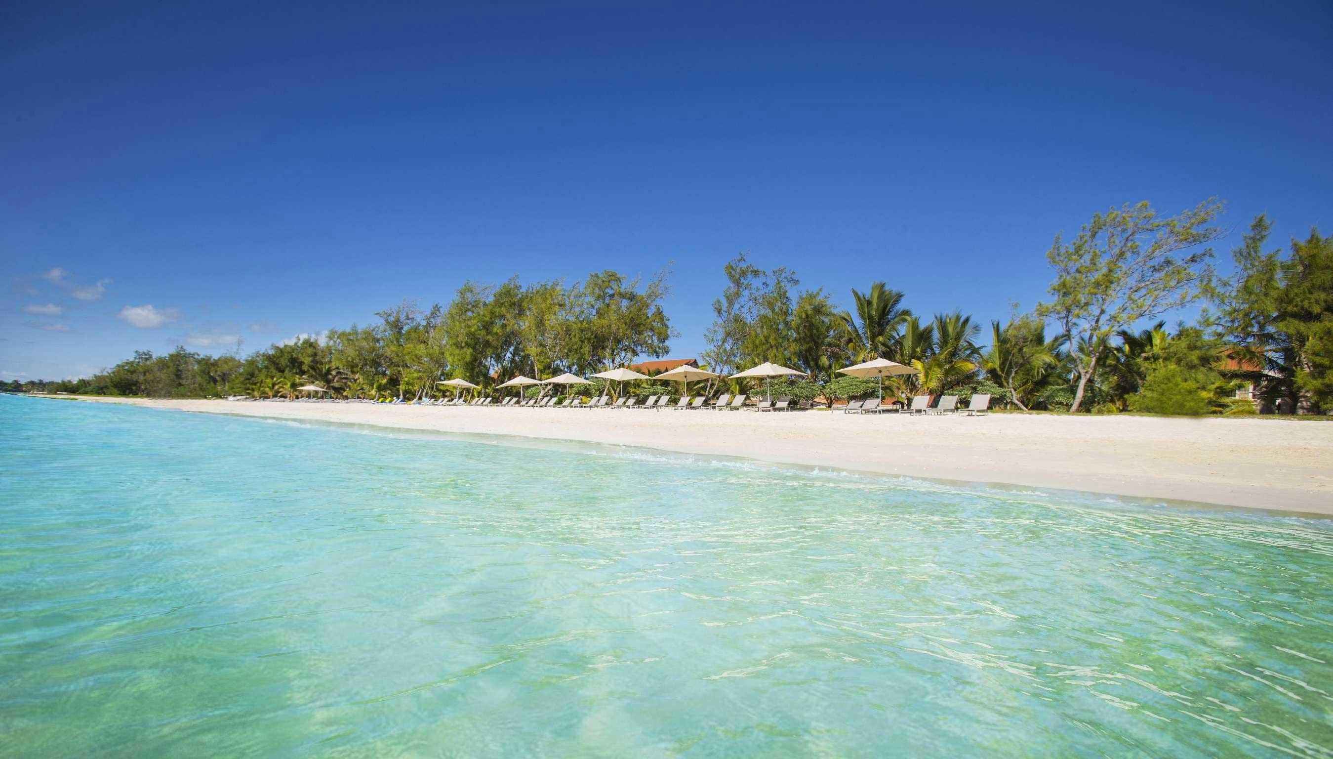 Crystals Beach Resort Belle Mare, A Member Of Radisson Individuals Palmar Ngoại thất bức ảnh