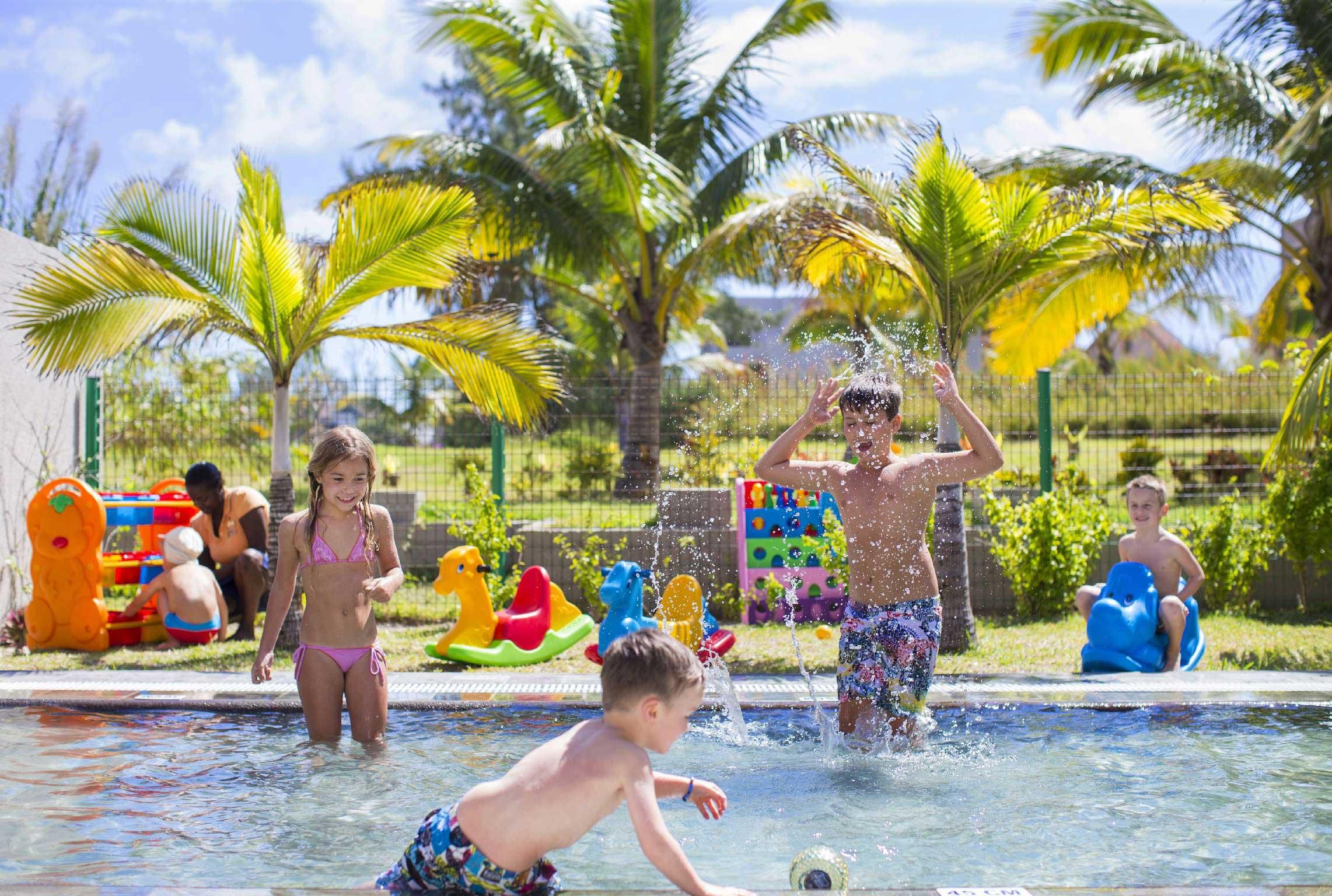 Crystals Beach Resort Belle Mare, A Member Of Radisson Individuals Palmar Ngoại thất bức ảnh