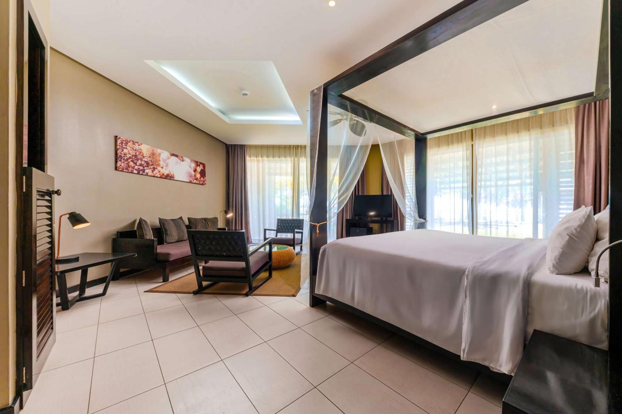 Crystals Beach Resort Belle Mare, A Member Of Radisson Individuals Palmar Ngoại thất bức ảnh