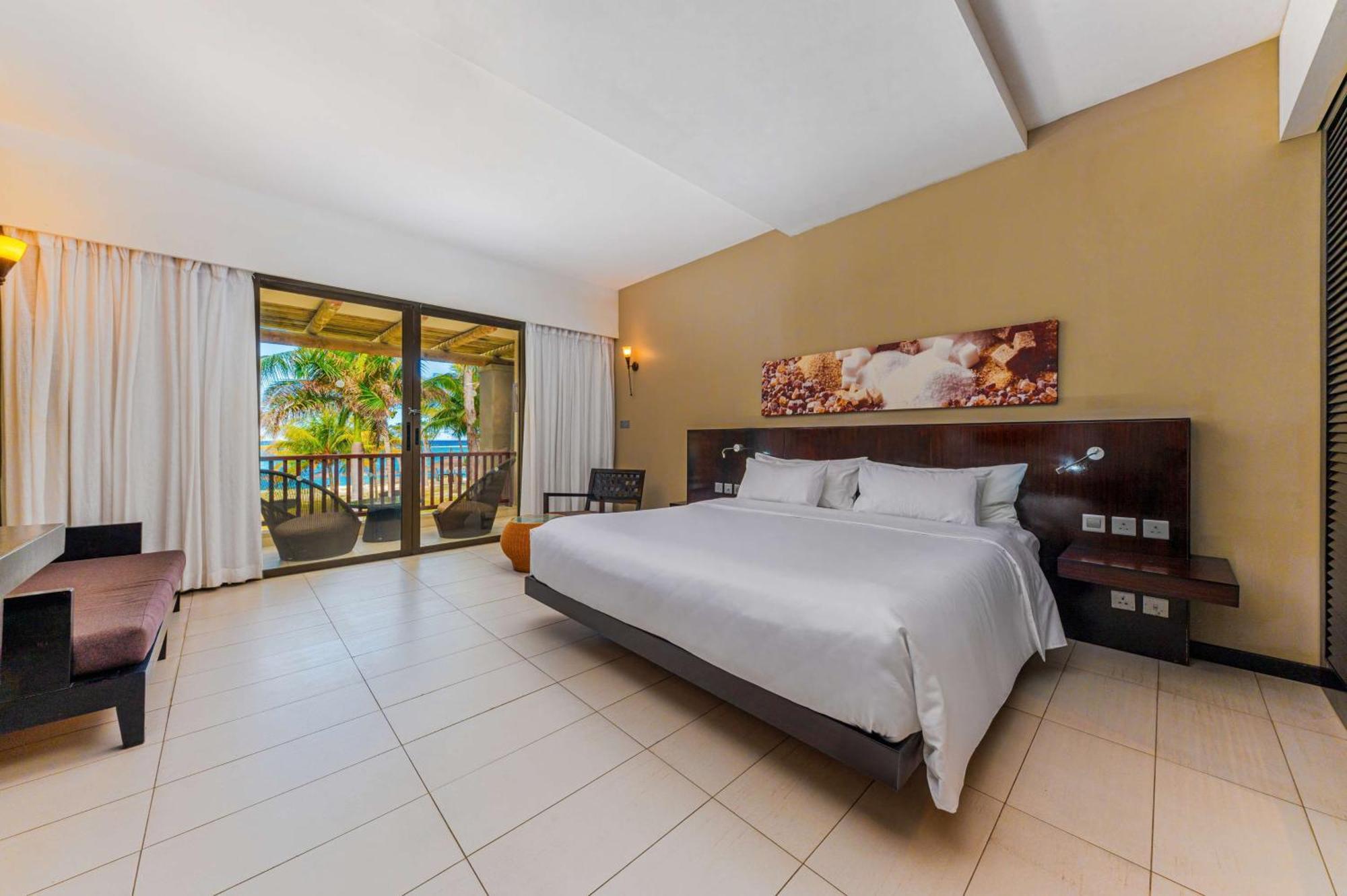 Crystals Beach Resort Belle Mare, A Member Of Radisson Individuals Palmar Ngoại thất bức ảnh
