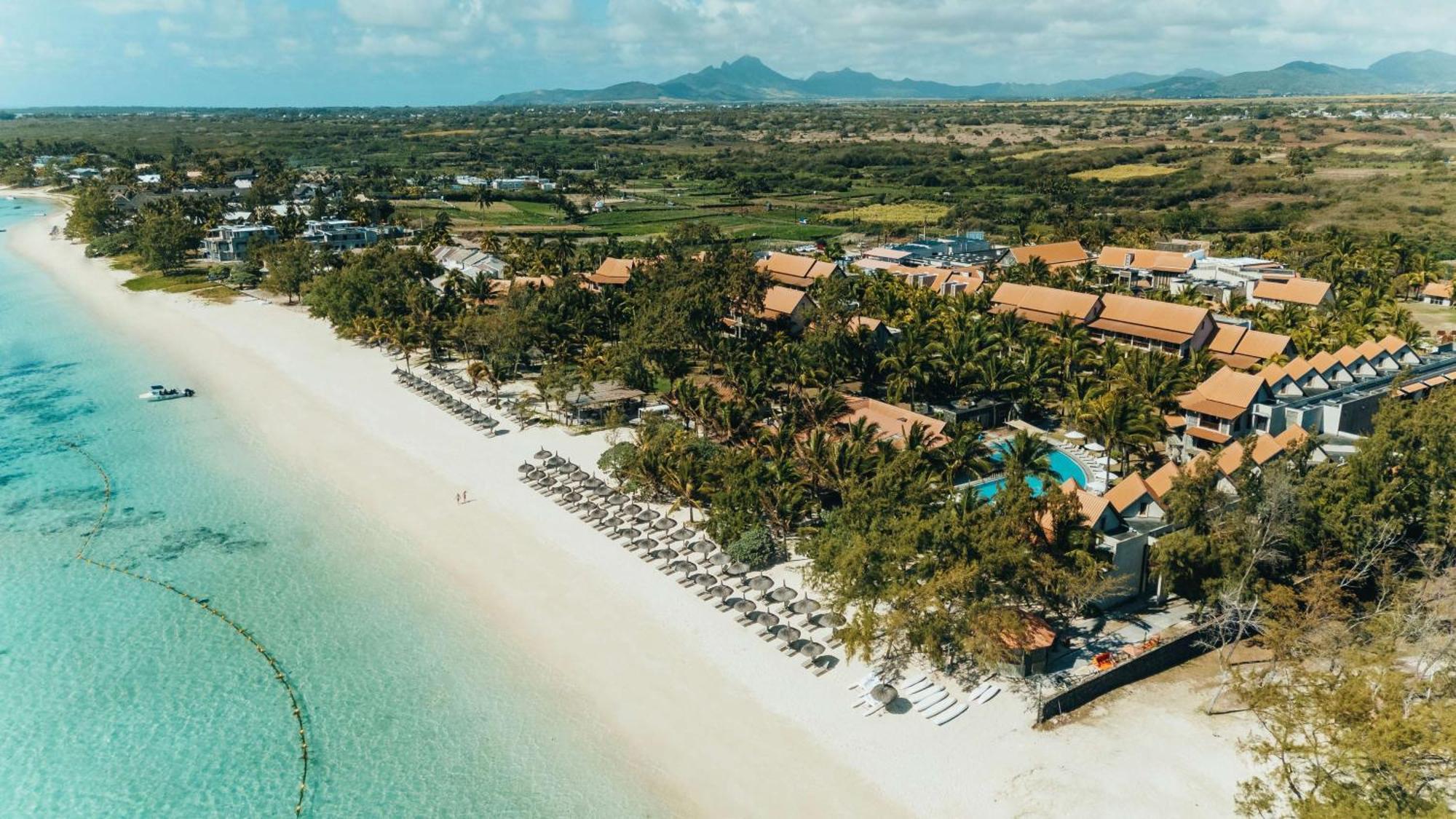 Crystals Beach Resort Belle Mare, A Member Of Radisson Individuals Palmar Ngoại thất bức ảnh
