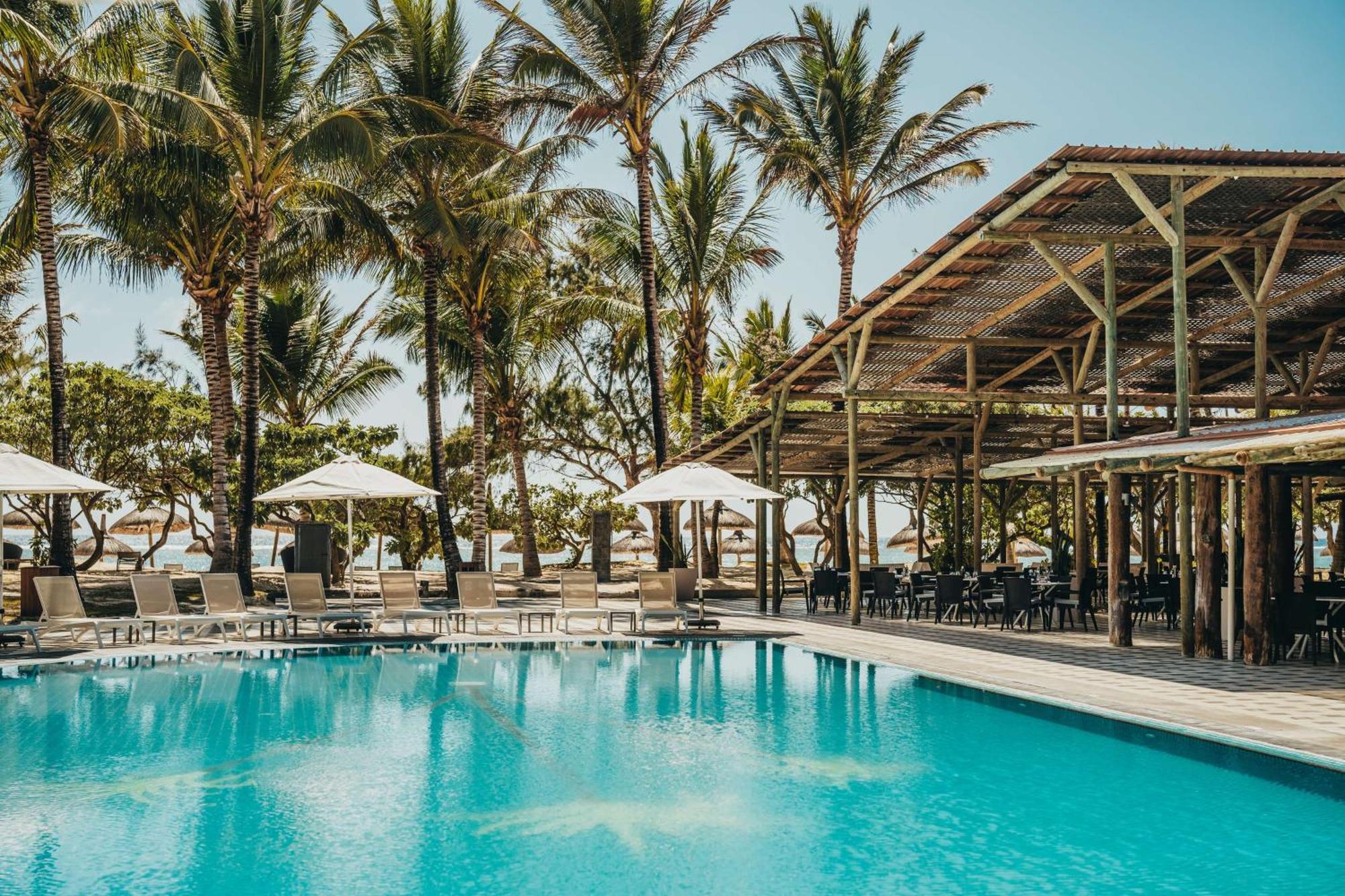 Crystals Beach Resort Belle Mare, A Member Of Radisson Individuals Palmar Ngoại thất bức ảnh