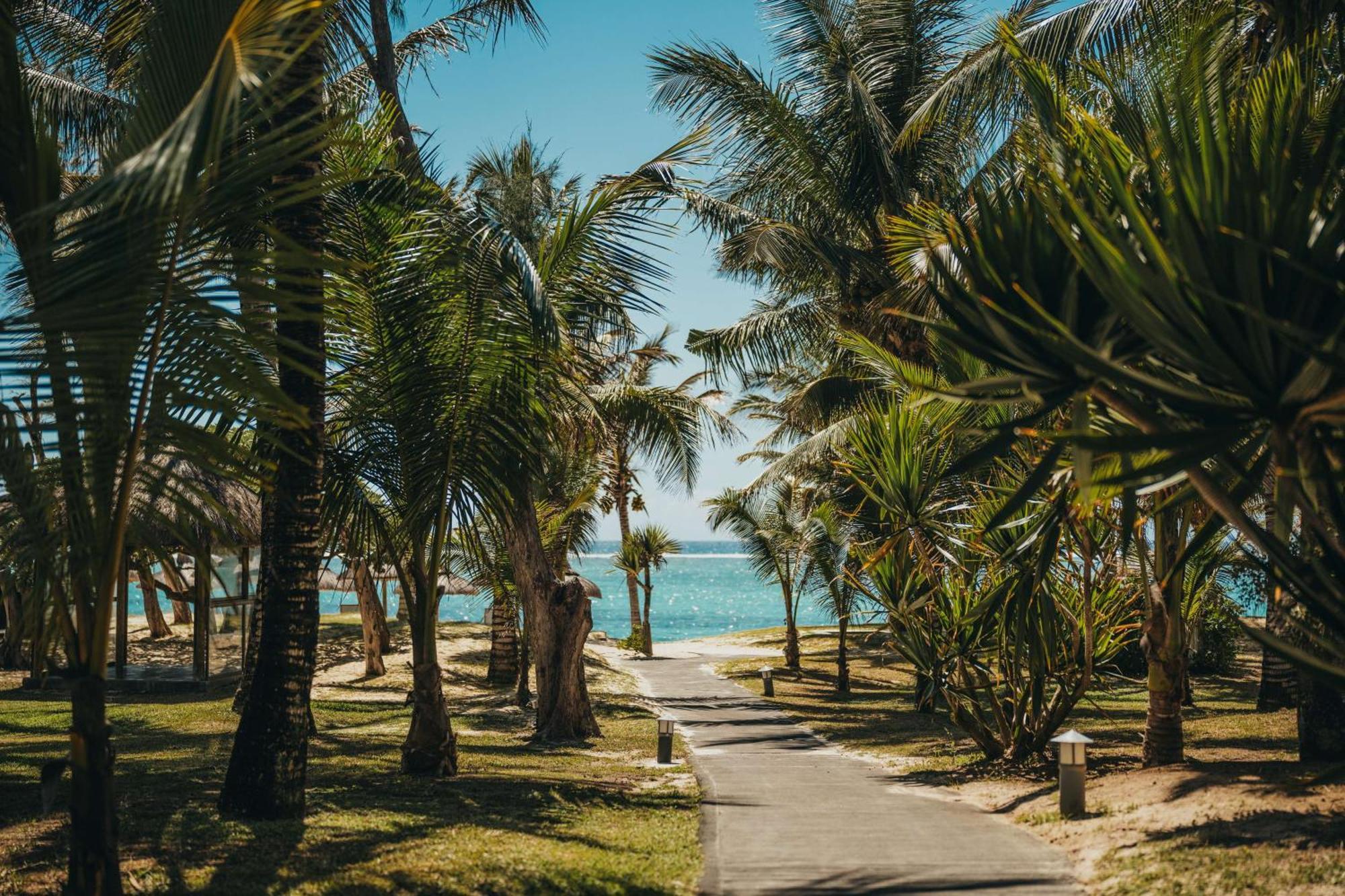 Crystals Beach Resort Belle Mare, A Member Of Radisson Individuals Palmar Ngoại thất bức ảnh